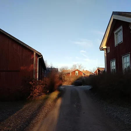 Huvilat Traditional Finnish 4 Bedroom Family Lapua